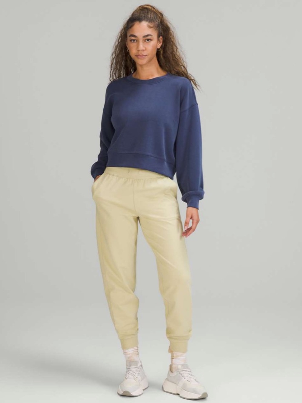NWT Lulu Softstreme Crew